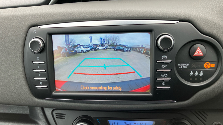 Toyota Yaris 1.5 Hybrid Icon Tech 5dr CVT Hybrid Hatchback